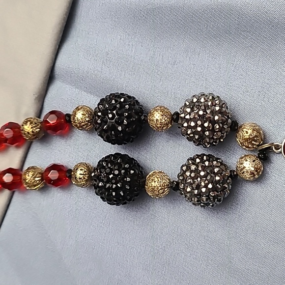 22" Red Necklace - Picture 4 of 6